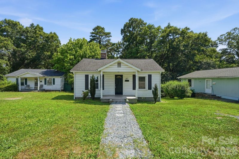 307 Clay St, Belmont, NC 28012