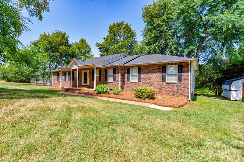 5573 Lennox Dr, Kings Mountain, NC 28086