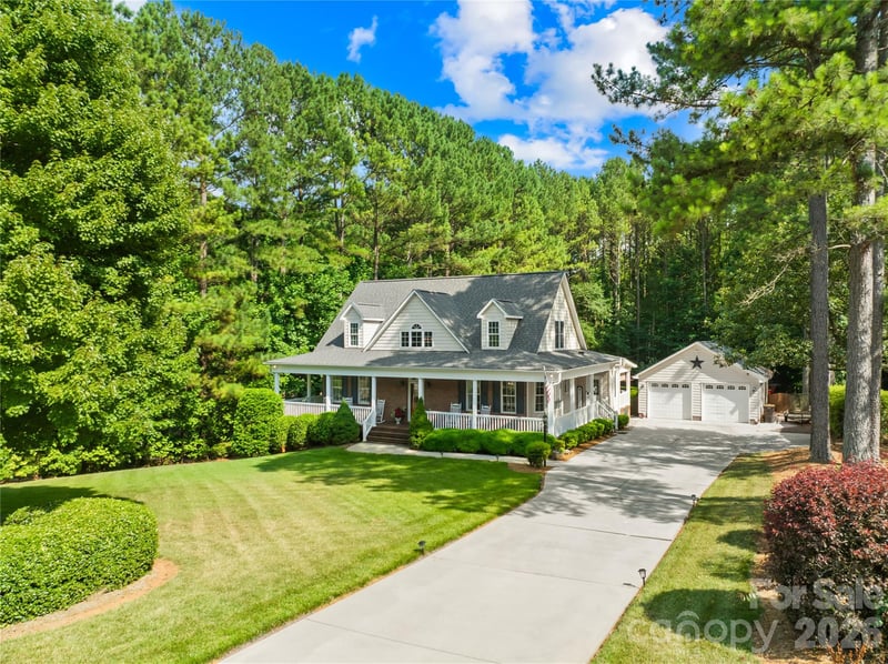 6998 Ridgeway Rd, Stanley, NC 28164