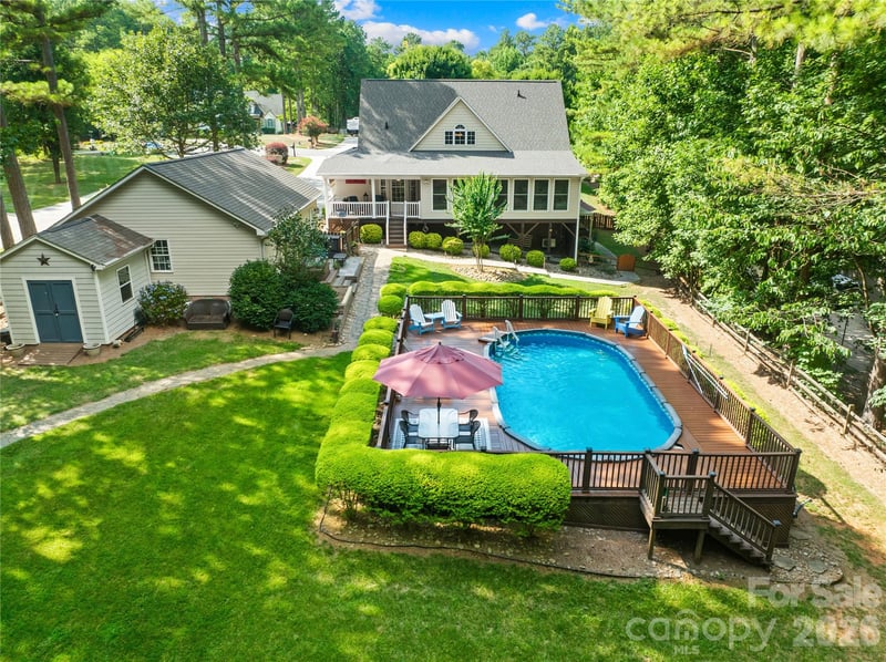 6998 Ridgeway Rd, Stanley, NC 28164