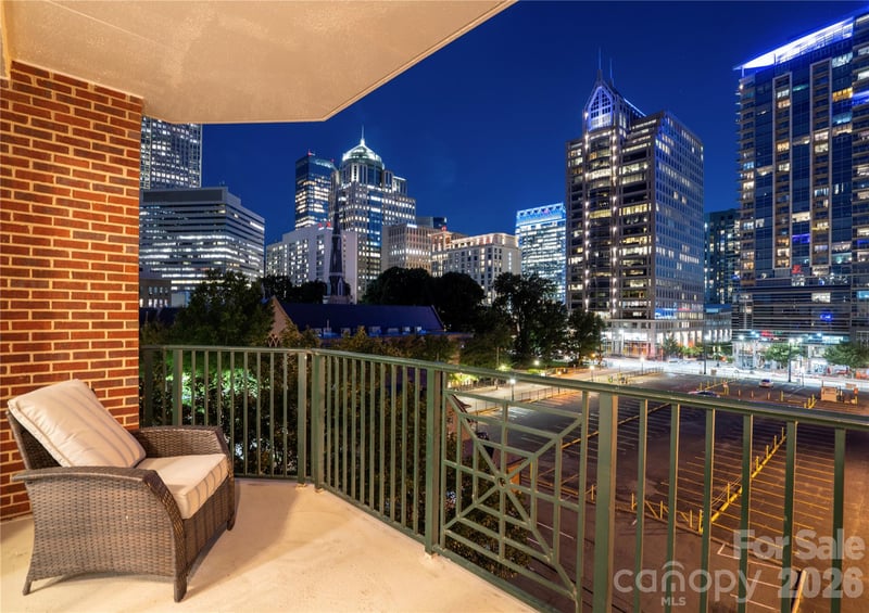 300 W 5th St #617, Charlotte, NC 28202