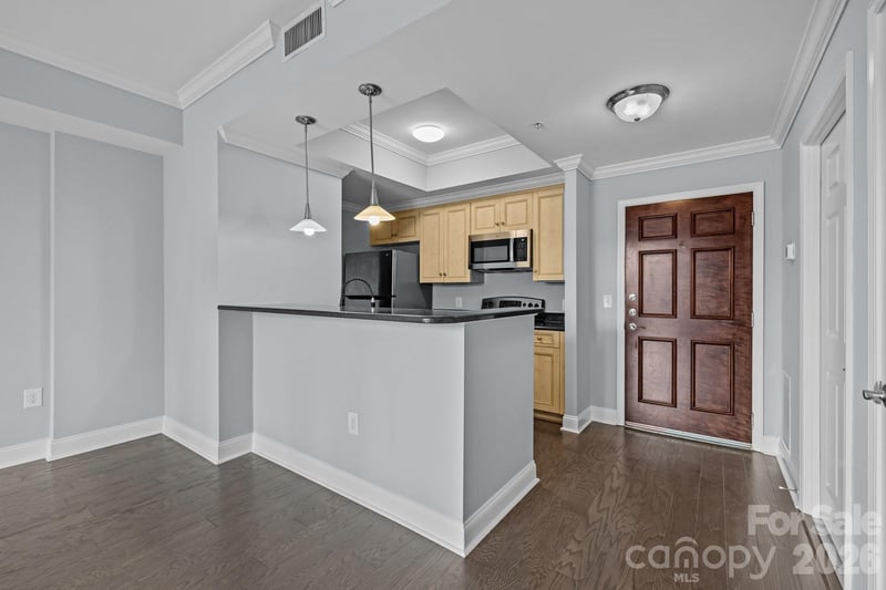 300 W 5th St #617, Charlotte, NC 28202