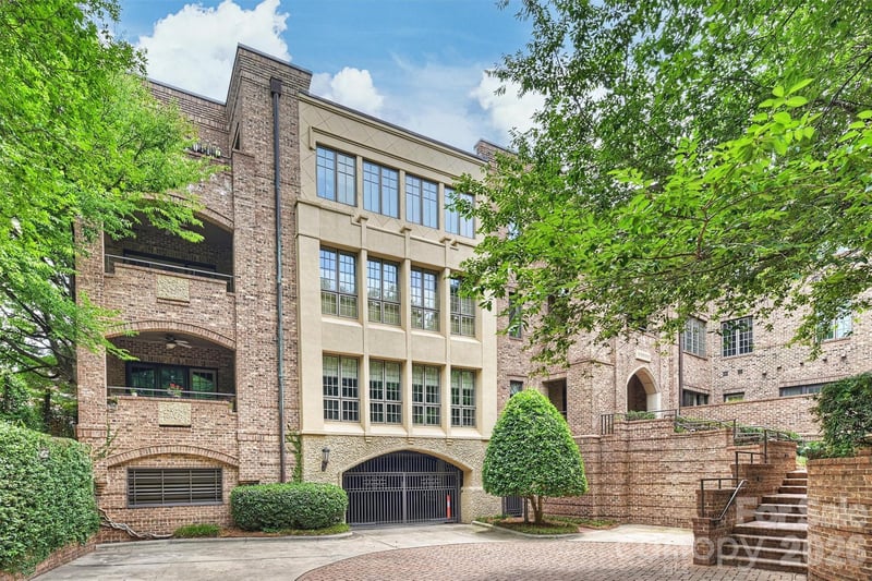 241 Queens Rd, Charlotte, NC 28204
