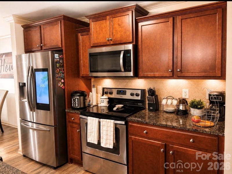 413 Peachtree Rd, Charlotte, NC 28216