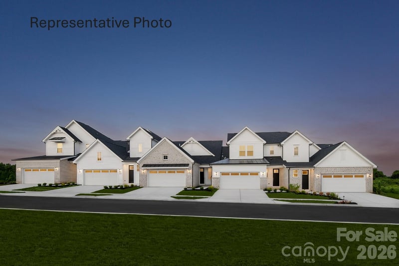 1425 Twin Leaf Rd, Fort Mill, SC 29715