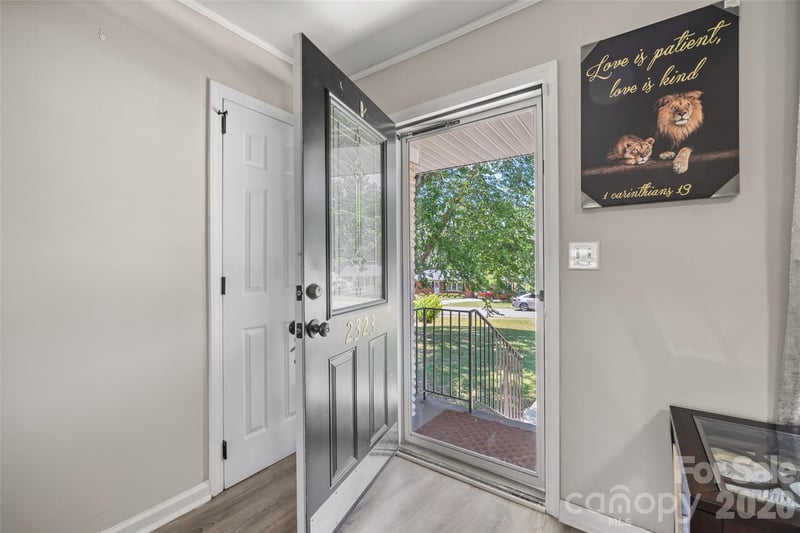 2323 Hedgewood Cir, Gastonia, NC 28052