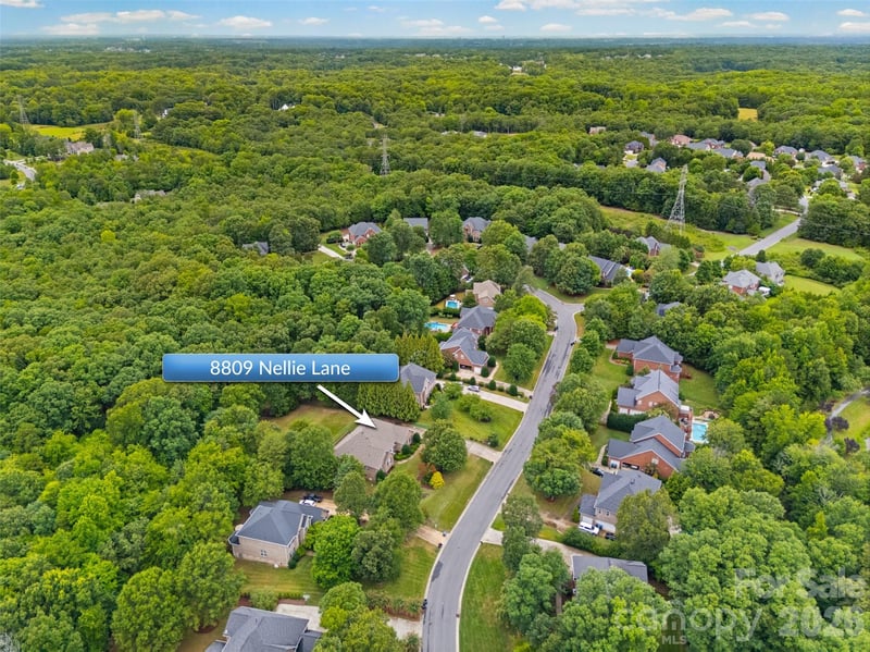 8809 Nellie Ln, Waxhaw, NC 28173