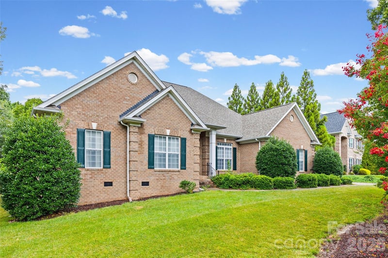 8809 Nellie Ln, Waxhaw, NC 28173