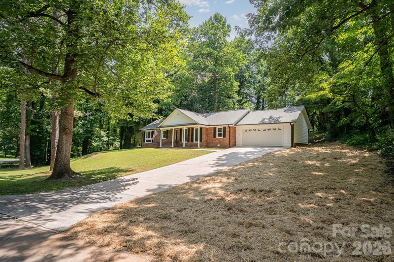 114 Elmwood Dr, Salisbury, NC 28147