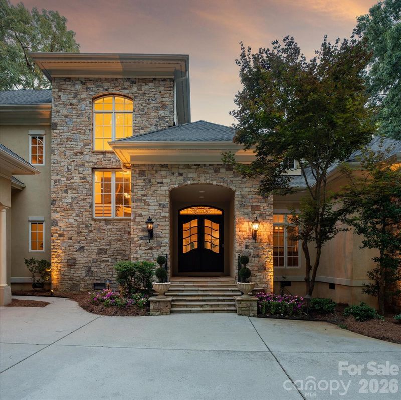 9117 Yellow Pine Ct, Waxhaw, NC 28173