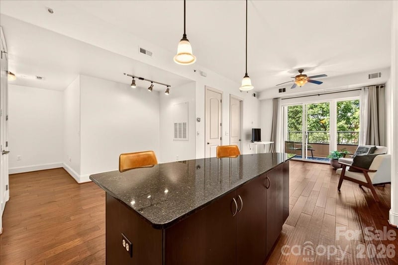 4625 Piedmont Row Dr #316, Charlotte, NC 28210