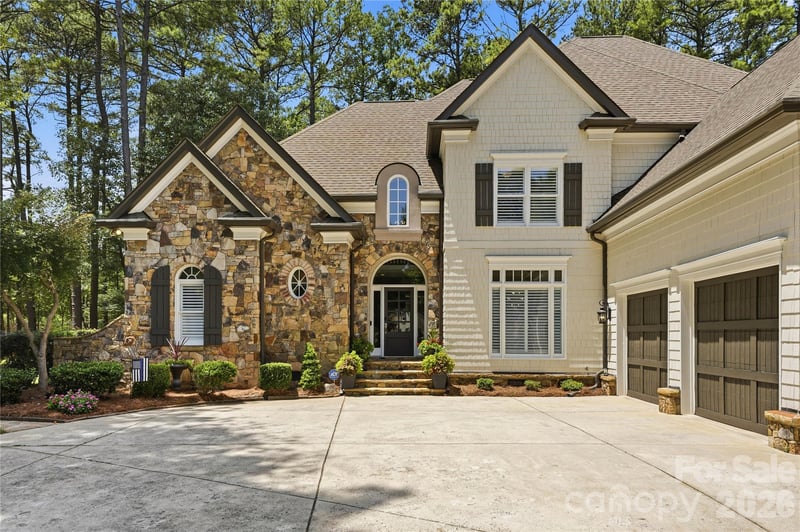 103 White Crest Ct, Mooresville, NC 28117