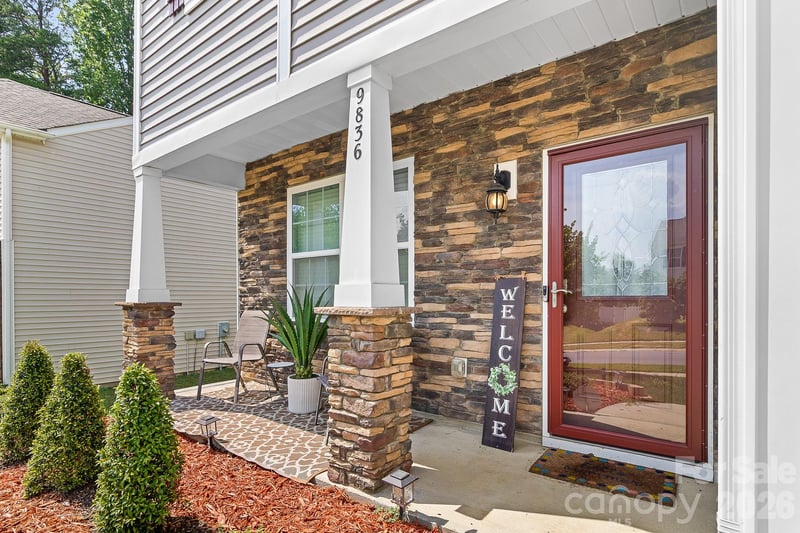 9836 Oak Barrel Ln, Charlotte, NC 28215