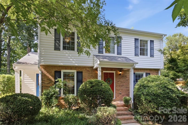 2811 Creekbed Ln, Charlotte, NC 28210