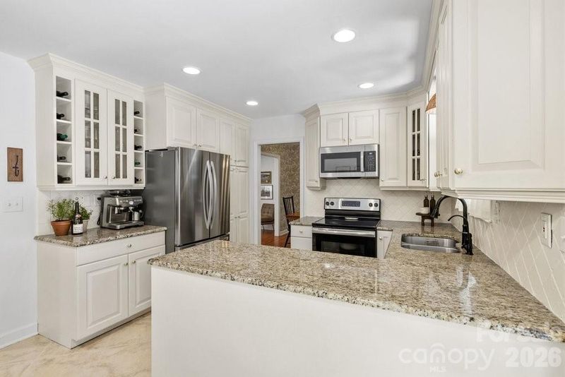 3019 Goneaway Rd, Charlotte, NC 28210