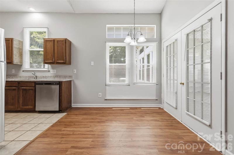 6136 Sunbridge Ct, Charlotte, NC 28269
