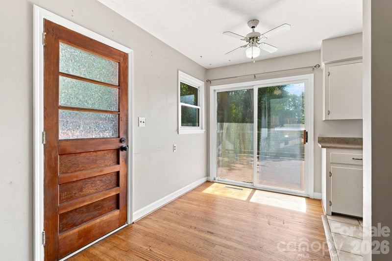 14 E Indiana Ave, Asheville, NC 28806