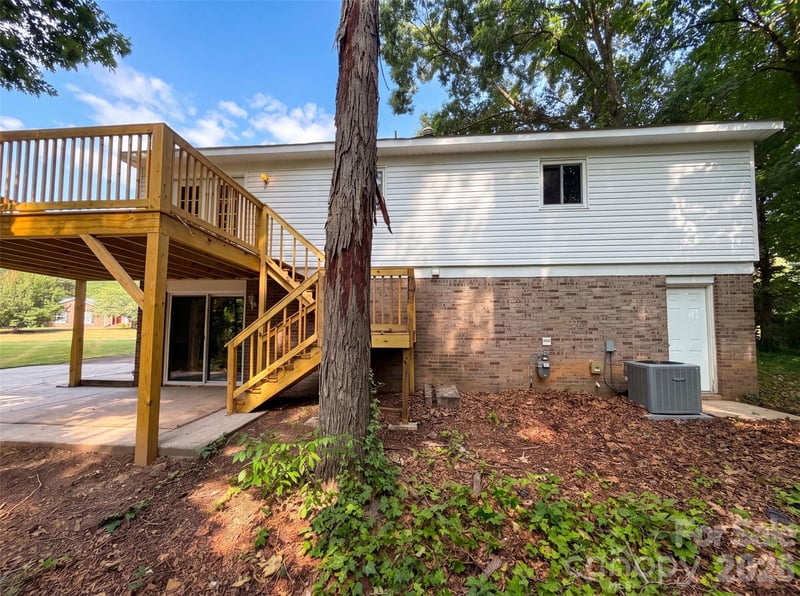 1716 Timberlane St, Gastonia, NC 28054