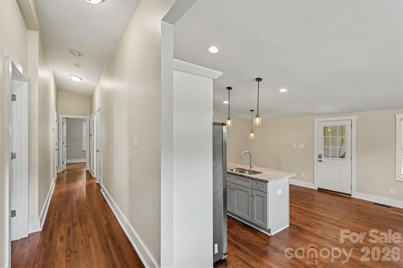 1338 Edgewater Dr, Charlotte, NC 28210