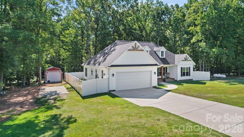 3002 Brooks Mill Ln, Wingate, NC 28174