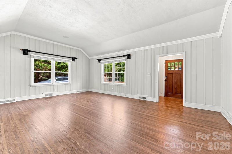 4467 Woodlark Ln, Charlotte, NC 28211