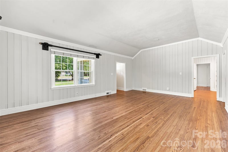 4467 Woodlark Ln, Charlotte, NC 28211