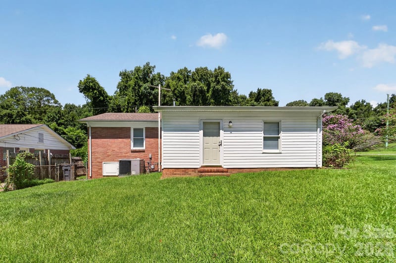 4723 Northaven Dr, Charlotte, NC 28206