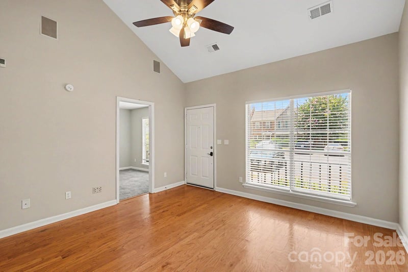 8260 Golf Ridge Dr, Charlotte, NC 28277