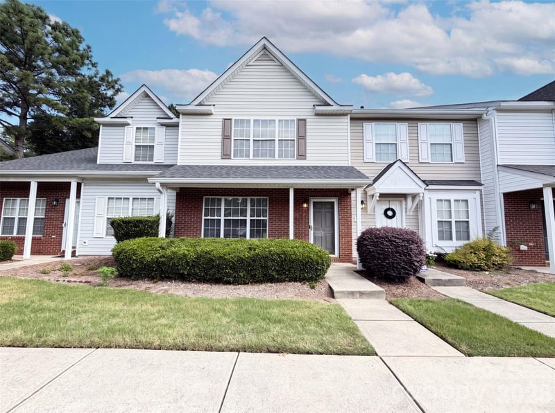 14205 Tranters Creek Ln, Charlotte, NC 28273
