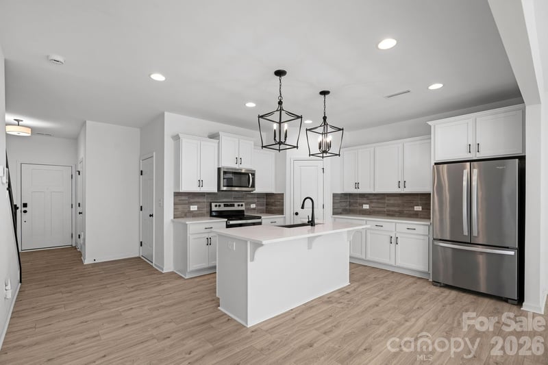 11908 Basking Dr, Charlotte, NC 28214