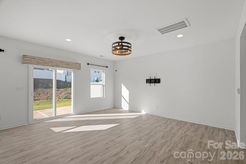 11908 Basking Dr, Charlotte, NC 28214