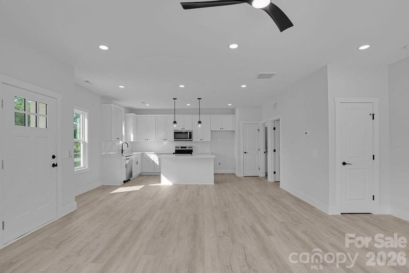 4629 Graybirch Dr, Maiden, NC 28650