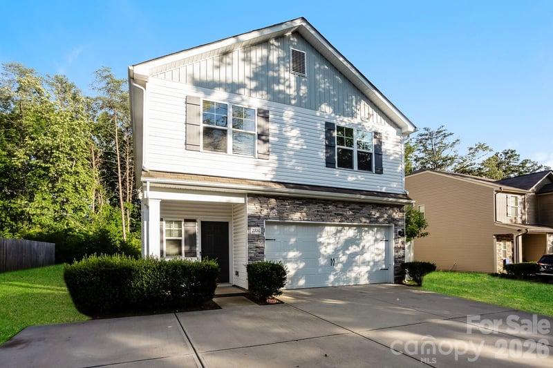 2706 Mt Holly Huntersville Rd, Charlotte, NC 28214