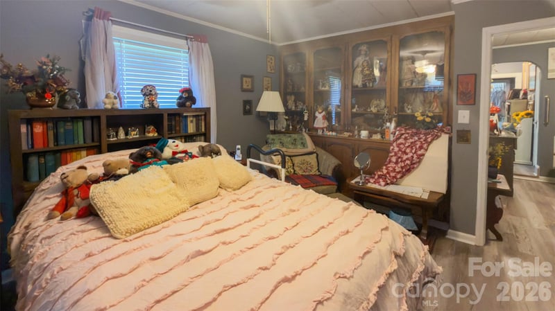 408 Oakdale St, Gastonia, NC 28054