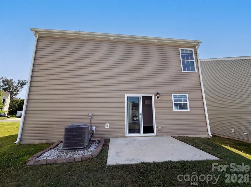7244 Finnigan Rd, Charlotte, NC 28215