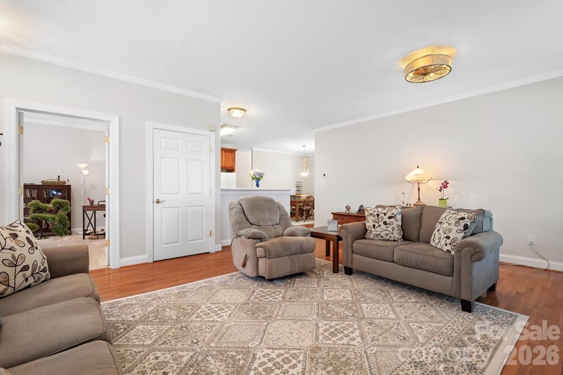 215 Knops Nob Rd, Mooresville, NC 28115