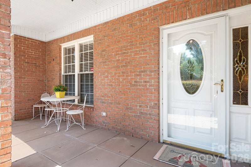 215 Knops Nob Rd, Mooresville, NC 28115