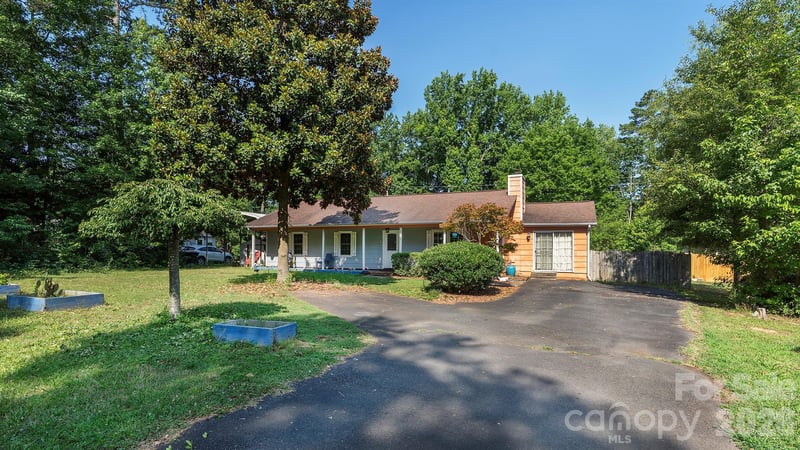 2521 Kempsar Ln, Monroe, NC 28110