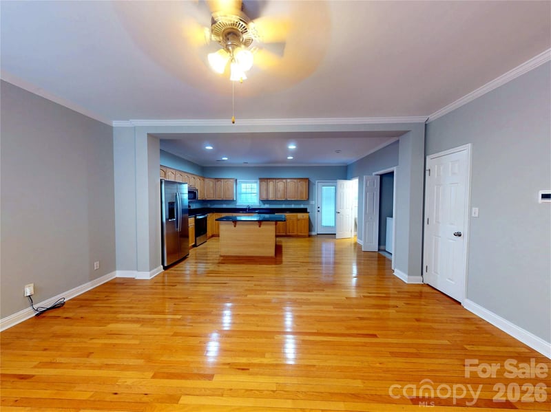 4326 Laurel Hill Ln, Charlotte, NC 28217