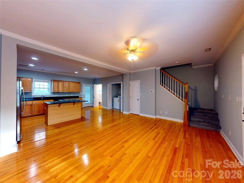 4326 Laurel Hill Ln, Charlotte, NC 28217