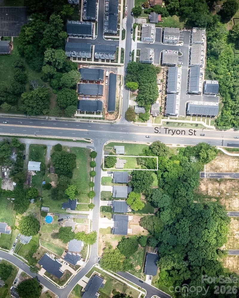 405 W Cama St, Charlotte, NC 28217
