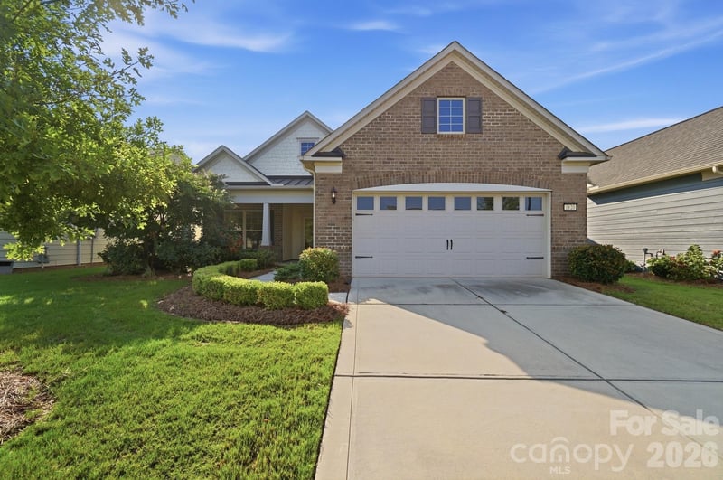 1620 Red Leaf Dr, Fort Mill, SC 29715