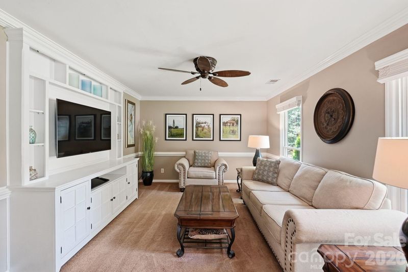 9200 Deer Spring Ln, Charlotte, NC 28210