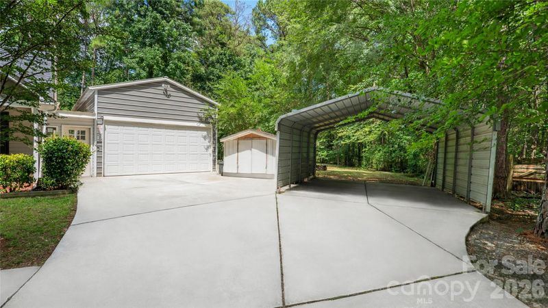 8003 Hope Ln, Waxhaw, NC 28173