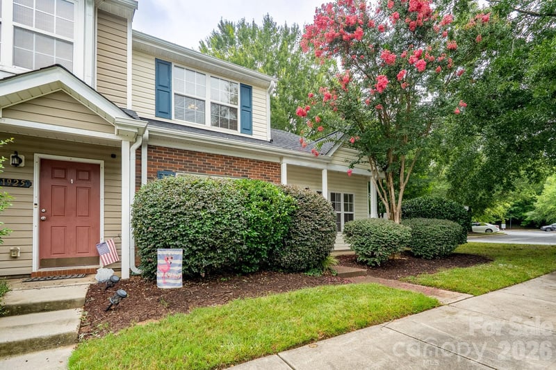 1929 Billingsville School Ct, Charlotte, NC 28214