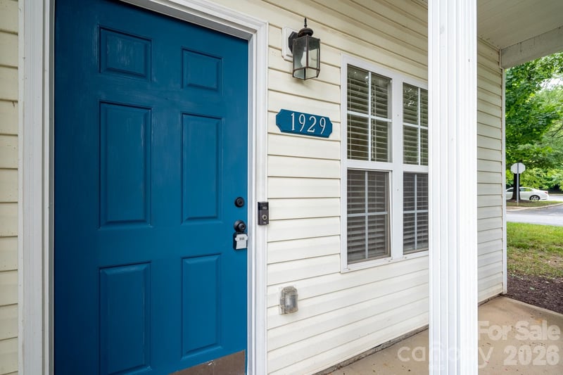 1929 Billingsville School Ct, Charlotte, NC 28214