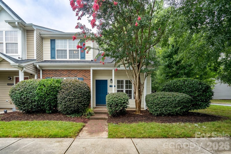 1929 Billingsville School Ct, Charlotte, NC 28214