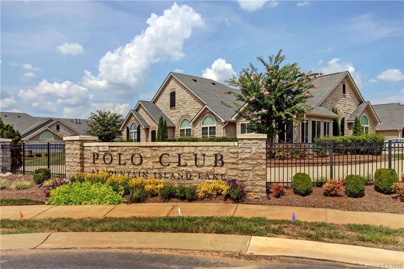 4710 Polo Gate Blvd, Charlotte, NC 28216