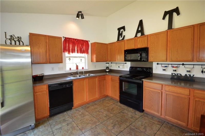 862 Anchor Way, Kannapolis, NC 28083