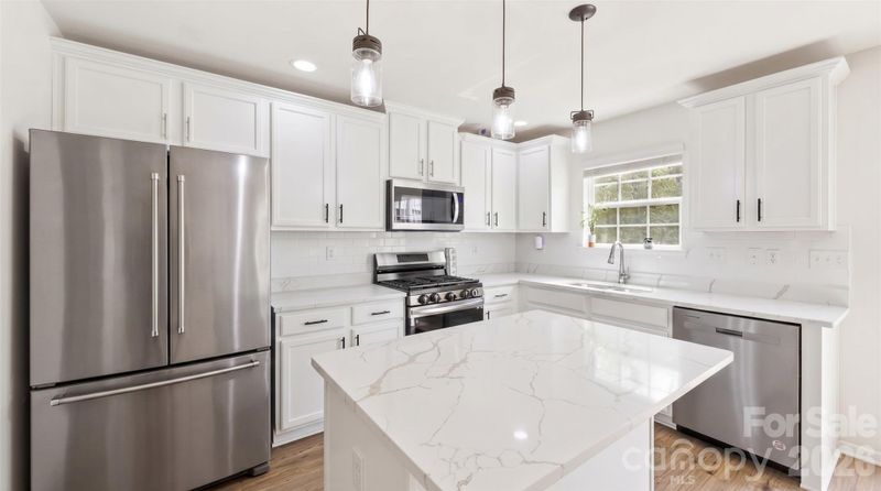 4715 Mcclure Rd, Charlotte, NC 28216